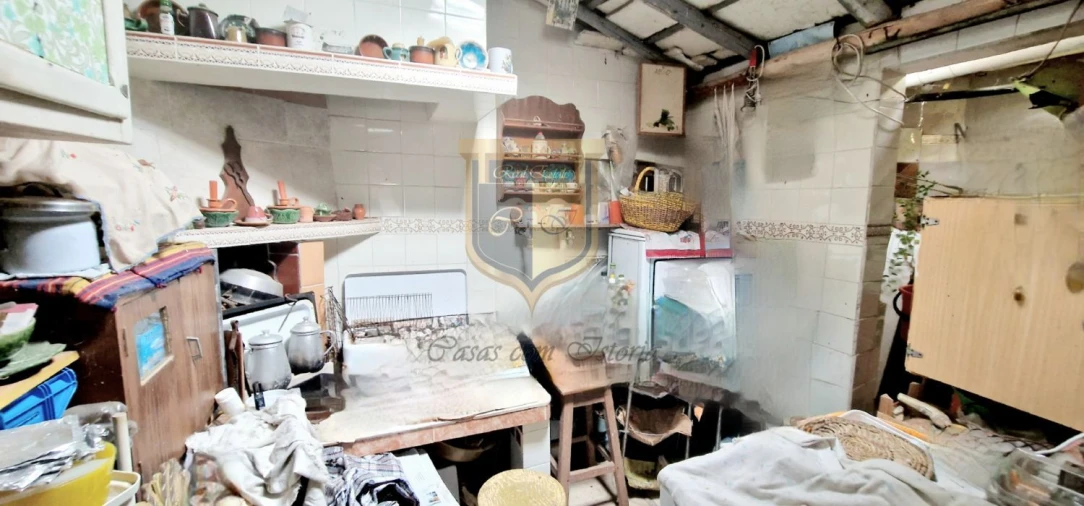 Moradia T3 para Venda em Carvoeira e Carmões Foto 22