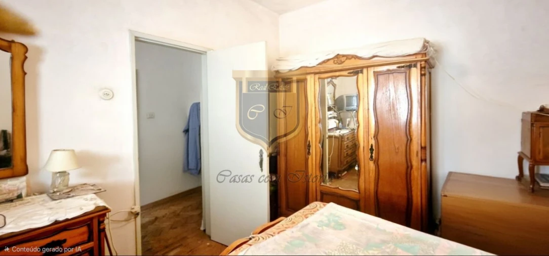 Moradia T3 para Venda em Carvoeira e Carmões Foto 18