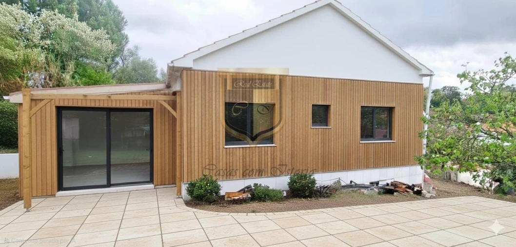 Moradia T3 para Venda em Carvoeira e Carmões Foto 32