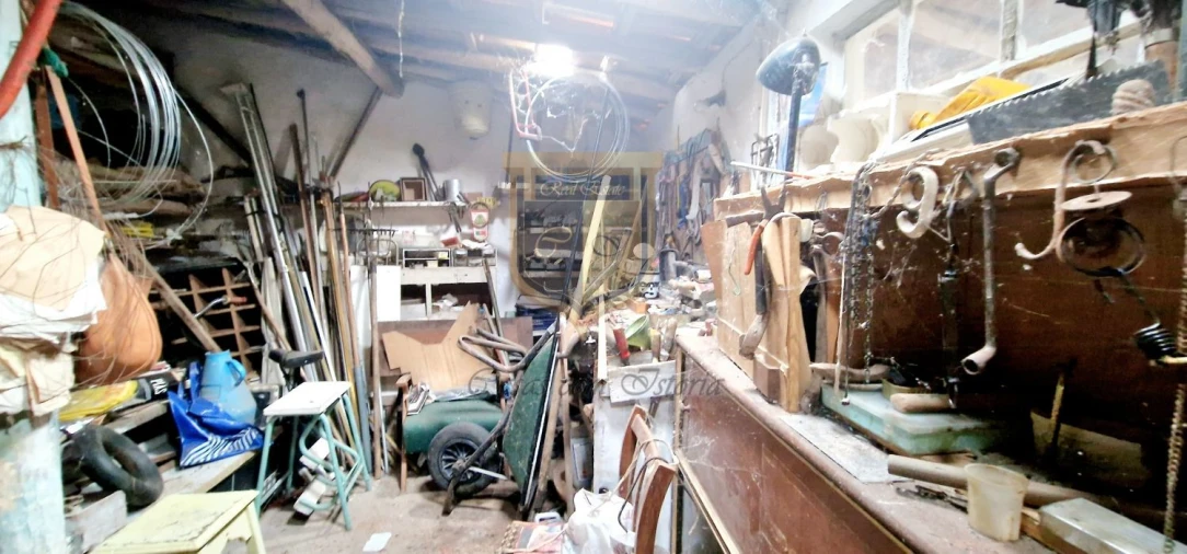 Moradia T3 para Venda em Carvoeira e Carmões Foto 19