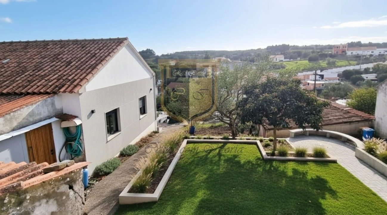 Moradia T3 para Venda em Carvoeira e Carmões Foto 29