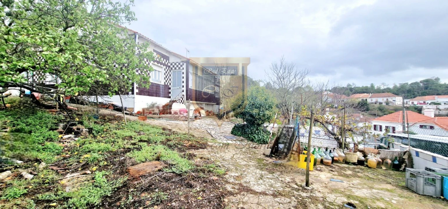 Moradia T3 para Venda em Carvoeira e Carmões Foto 5