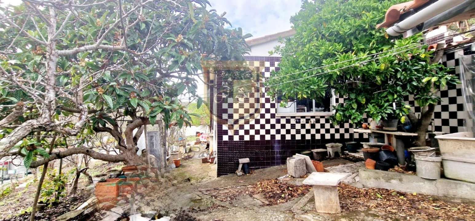 Moradia T3 para Venda em Carvoeira e Carmões Foto 12