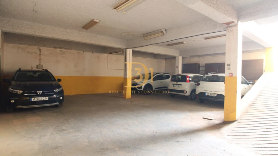 Loja para Arrendamento em Camara de Lobos