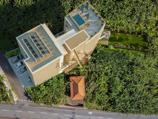 Apartamento T1 para Venda em Camara de Lobos Foto 12