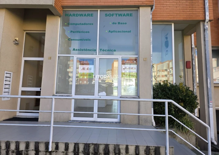 Loja para Arrendamento em Esgueira Foto 2