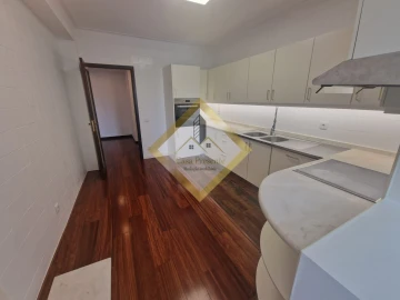 Apartamento T3 para Venda em Oliveira do Douro
