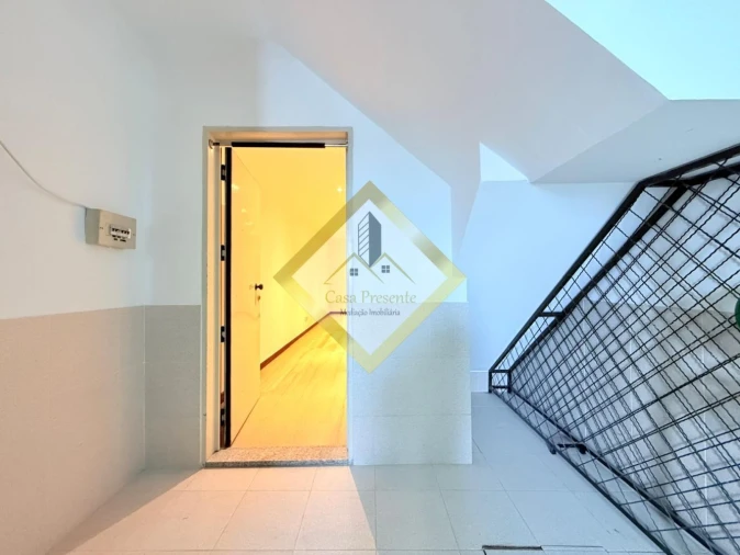 Apartamento T3 para Venda em Oliveira do Douro Foto 34