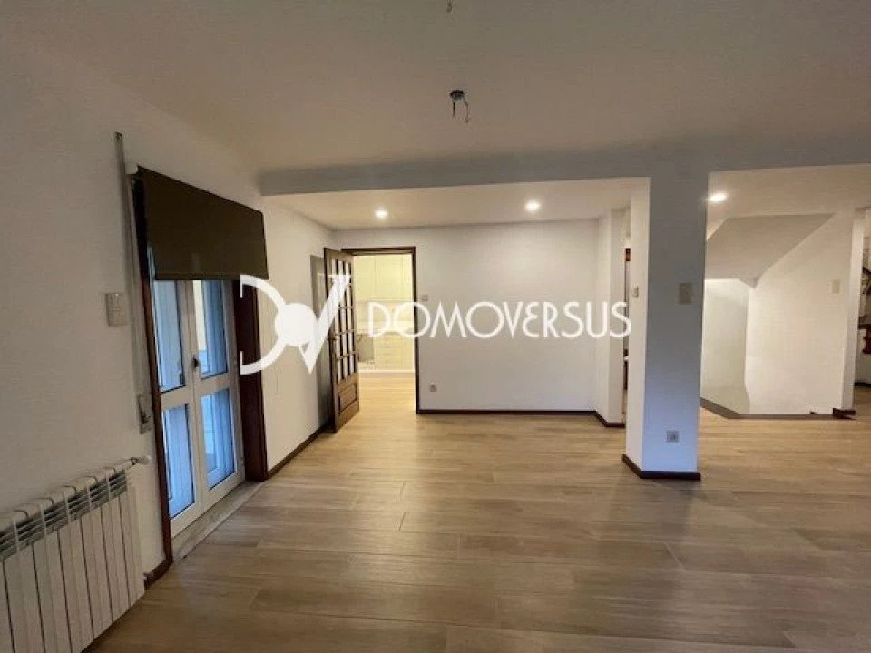 Moradia T6 para Venda em São Mamede de Infesta e Senhora da Hora Foto 8