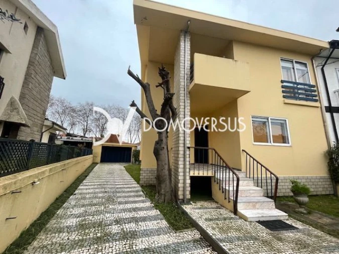 Moradia T6 para Venda em São Mamede de Infesta e Senhora da Hora Foto 1