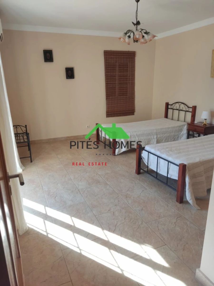 Moradia T4 para Venda em Conceição e Estoi Foto 24