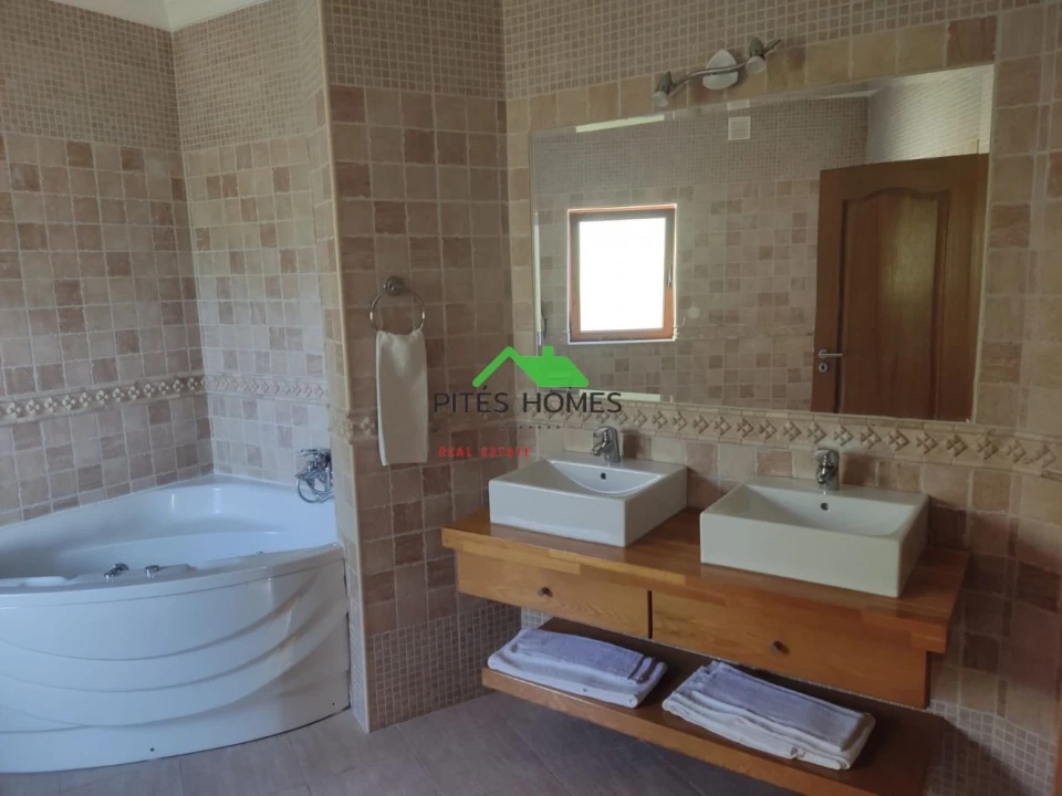 Moradia T4 para Venda em Conceição e Estoi Foto 29