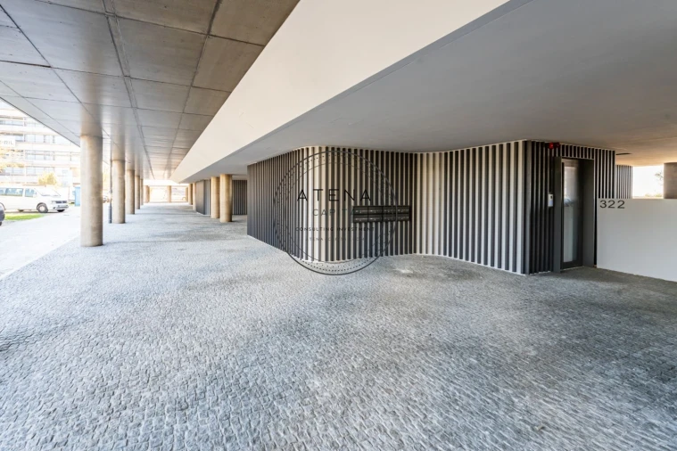 Apartamento T4 para Venda em Canidelo Foto 43