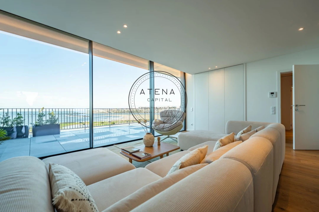 Apartamento T4 para Venda em Canidelo Foto 1