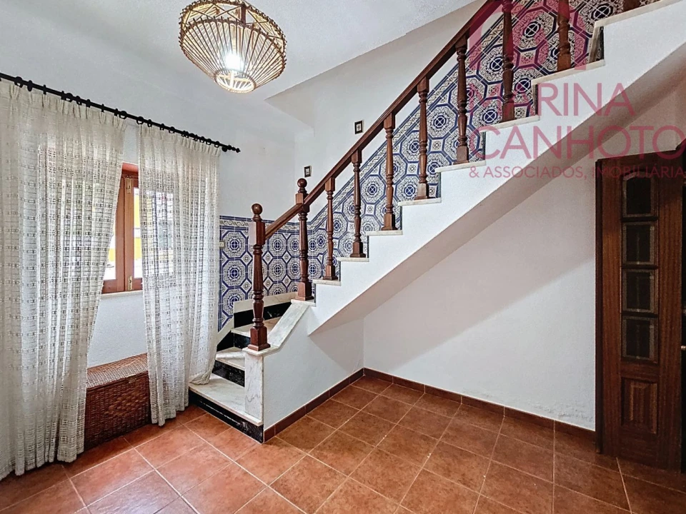 Moradia T4 para Venda em Bencatel Foto 21