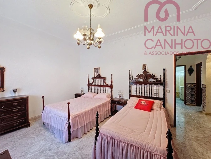 Moradia T4 para Venda em Bencatel Foto 35