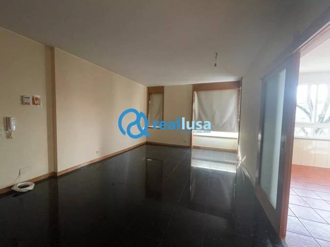 Apartamento T3 para Venda em Paranhos Foto 6
