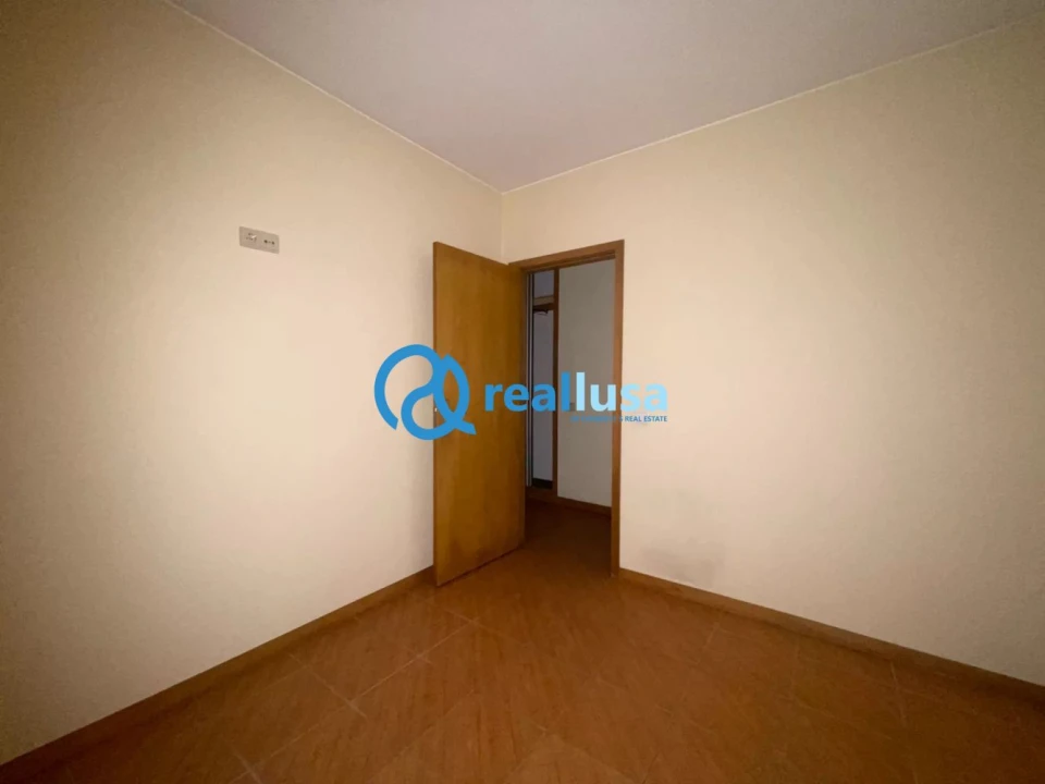 Apartamento T3 para Venda em Paranhos Foto 12