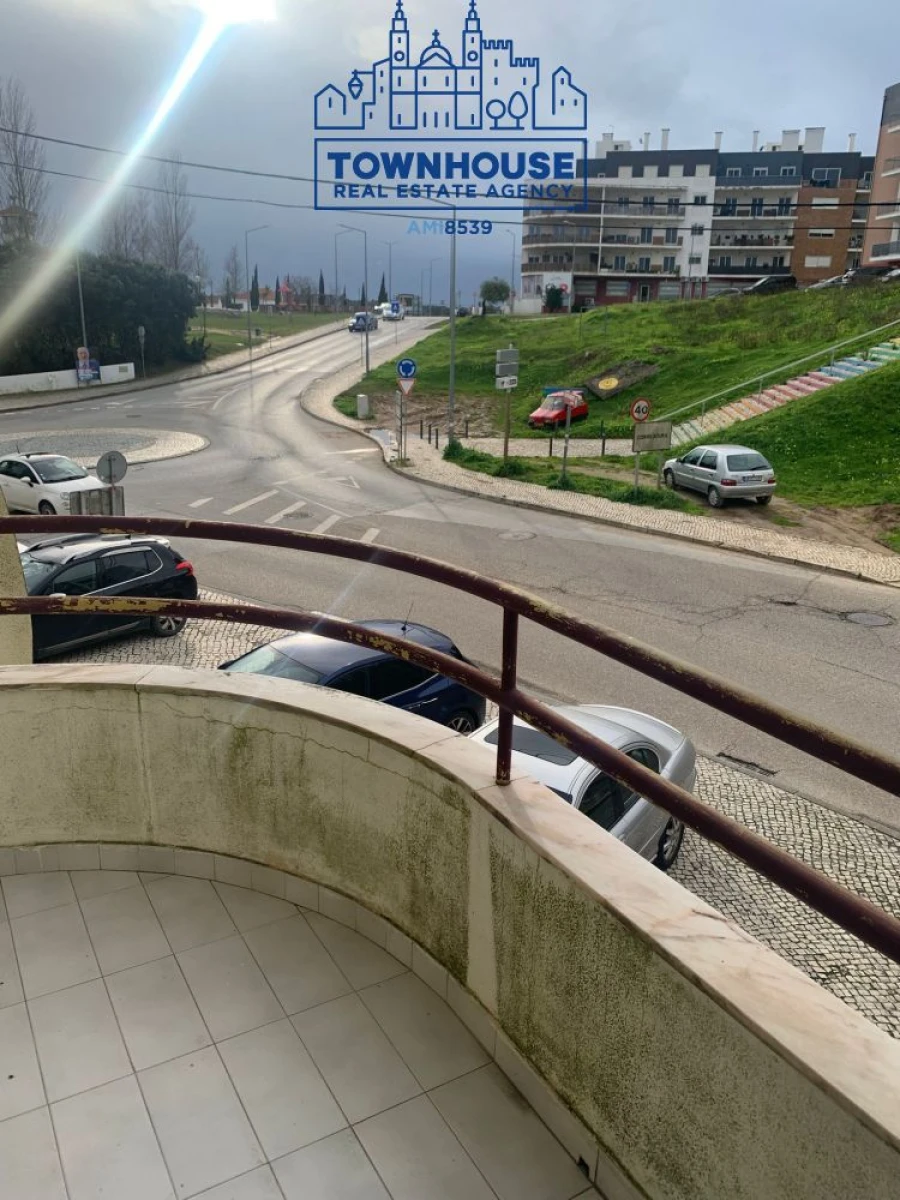 Apartamento T2 para Arrendamento em Sesimbra (Castelo) Foto 6