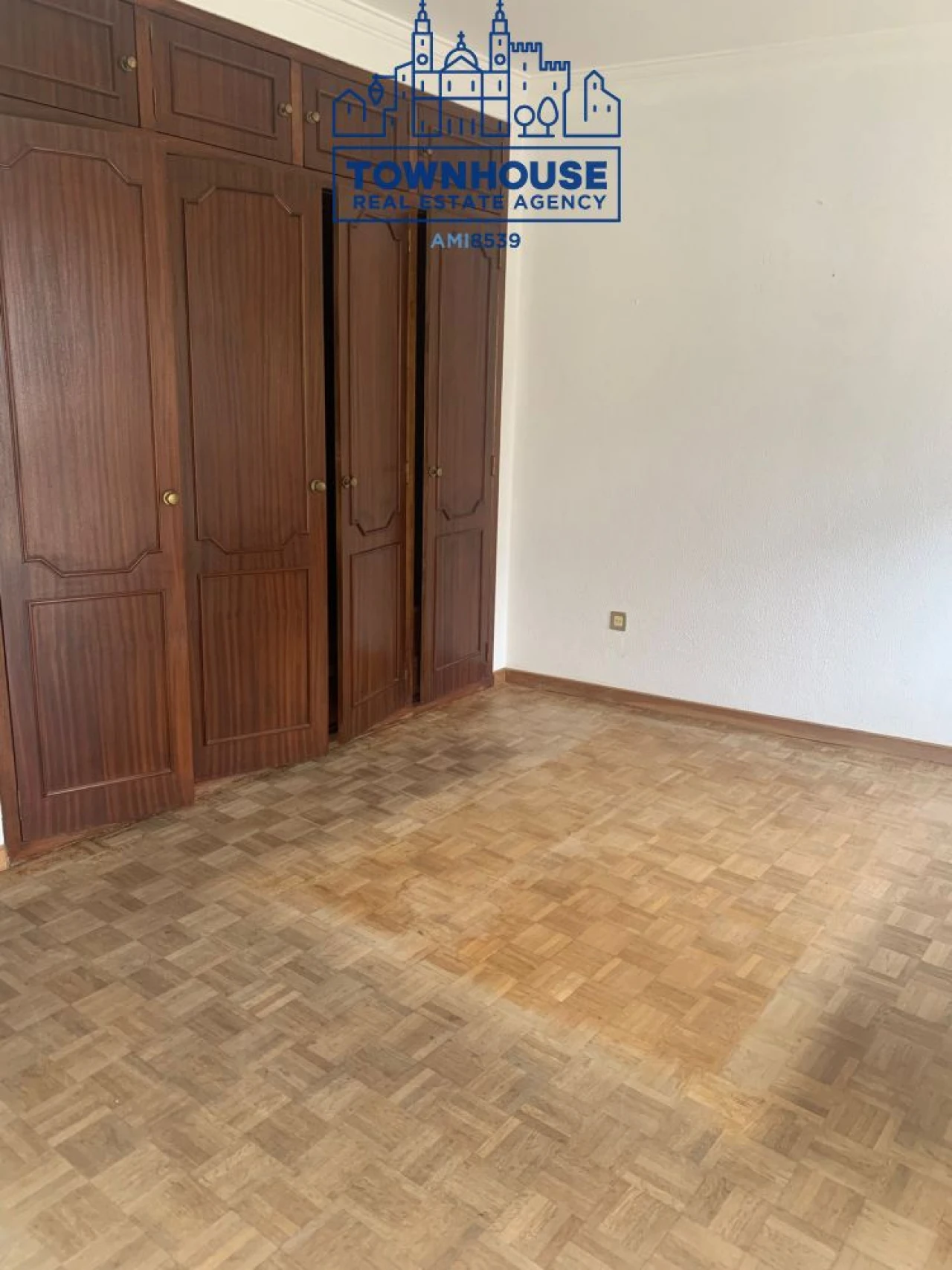 Apartamento T2 para Arrendamento em Sesimbra (Castelo) Foto 8