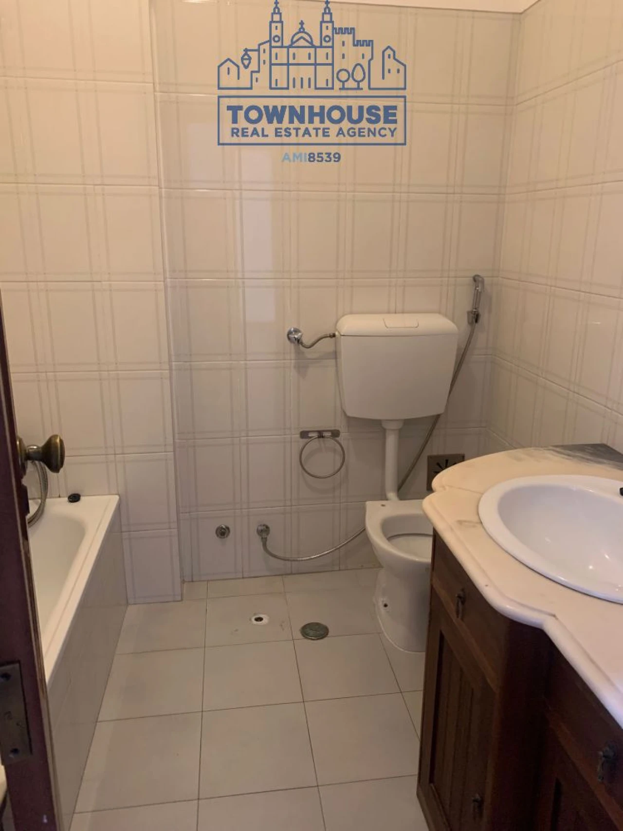 Apartamento T2 para Arrendamento em Sesimbra (Castelo) Foto 8