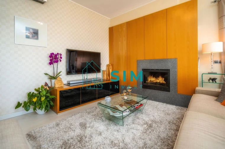 Apartamento T2 para Venda em Quarteira Foto 11