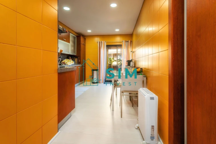 Apartamento T2 para Venda em Quarteira Foto 13