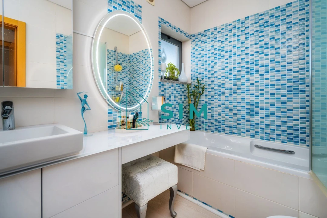 Apartamento T2 para Venda em Quarteira Foto 27