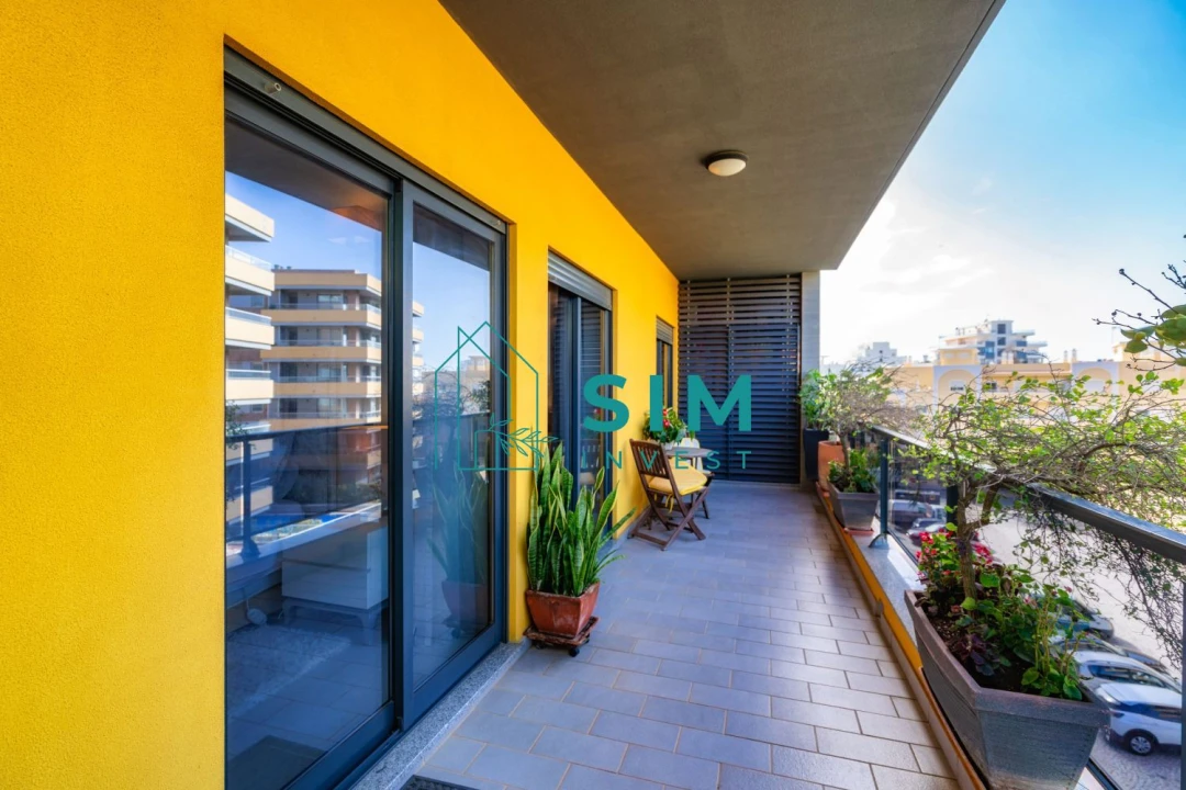 Apartamento T2 para Venda em Quarteira Foto 34