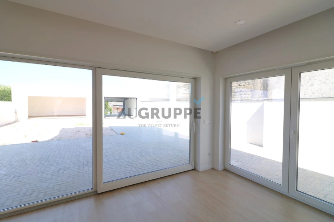 Moradia T4 para Venda em Santa Joana Foto 5