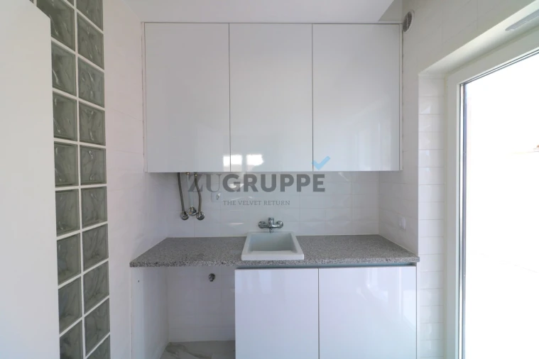 Moradia T4 para Venda em Santa Joana Foto 10