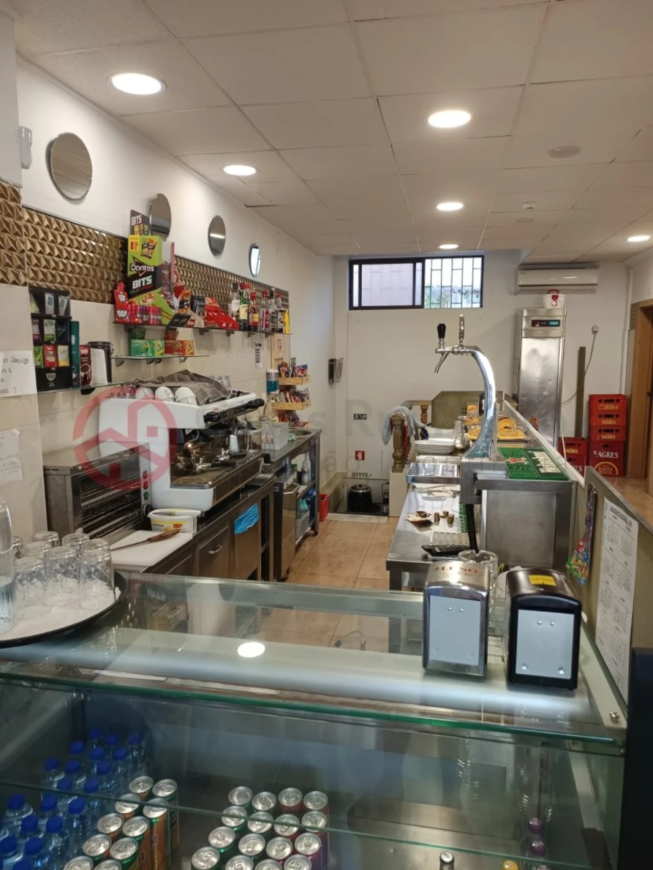 Negócio para Cedência de Quotas em Laranjeiro e Feijó Foto 5