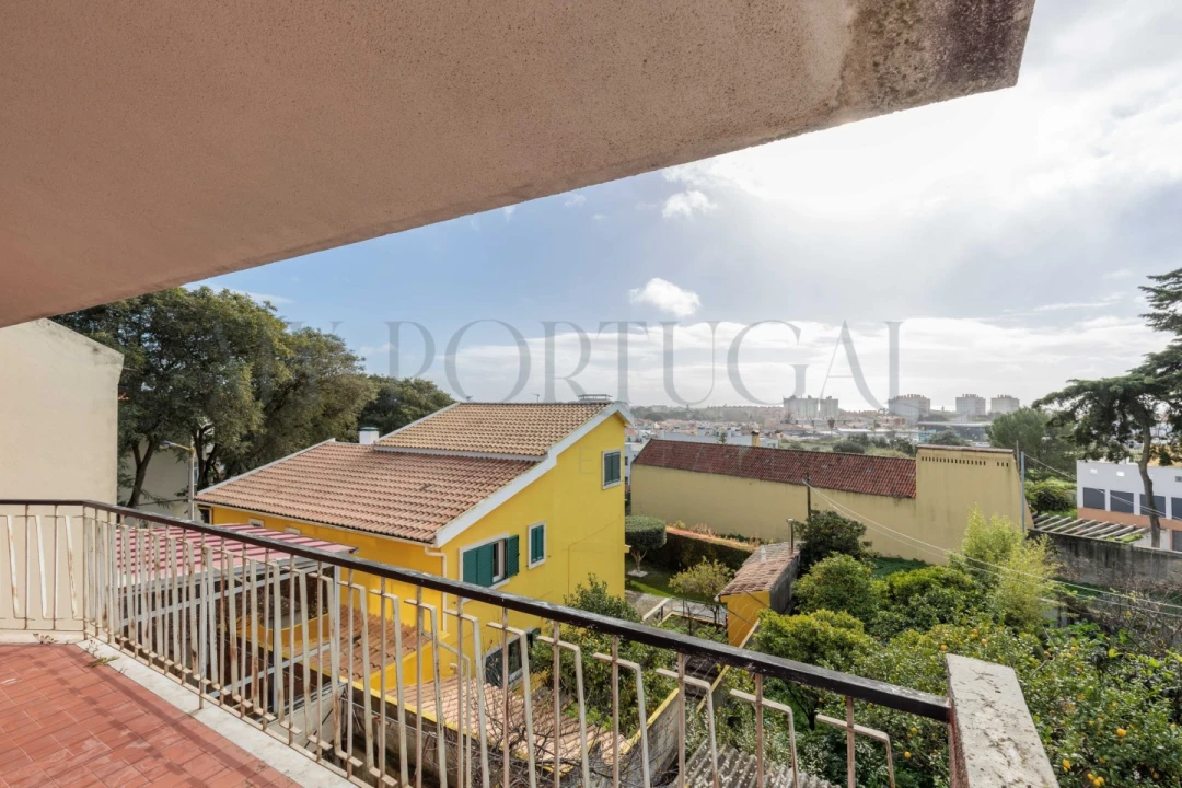 Moradia T4 para Venda em São Domingos de Rana Foto 16