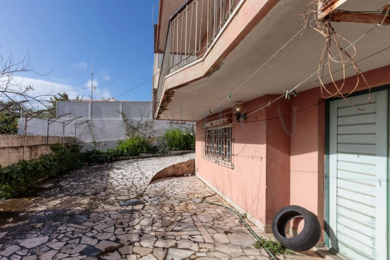 Moradia T4 para Venda em São Domingos de Rana Foto 14