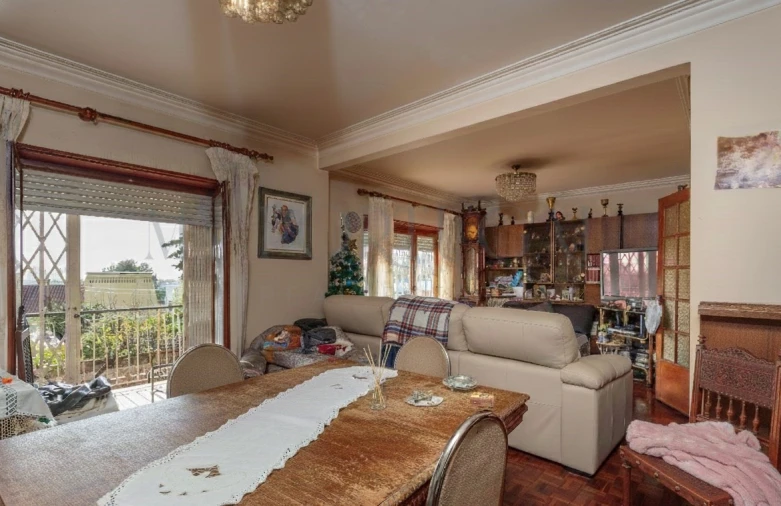 Moradia T4 para Venda em São Domingos de Rana Foto 21