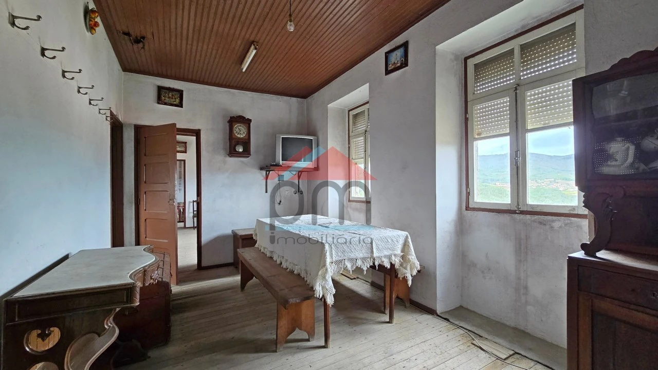 Moradia T4 para Venda em Merufe Foto 11