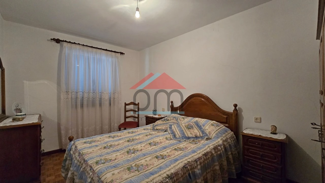 Moradia T4 para Venda em Merufe Foto 7