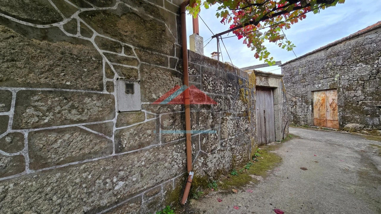 Moradia T4 para Venda em Merufe Foto 23