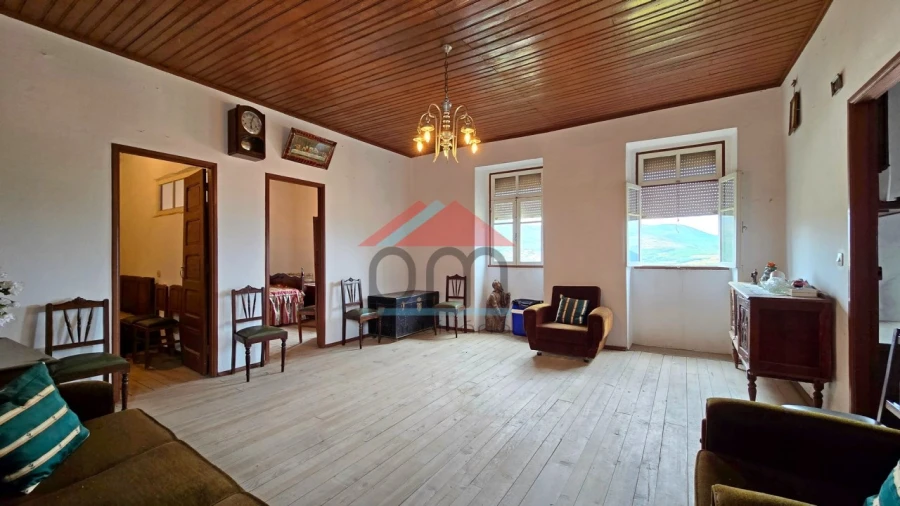 Moradia T4 para Venda em Merufe Foto 12