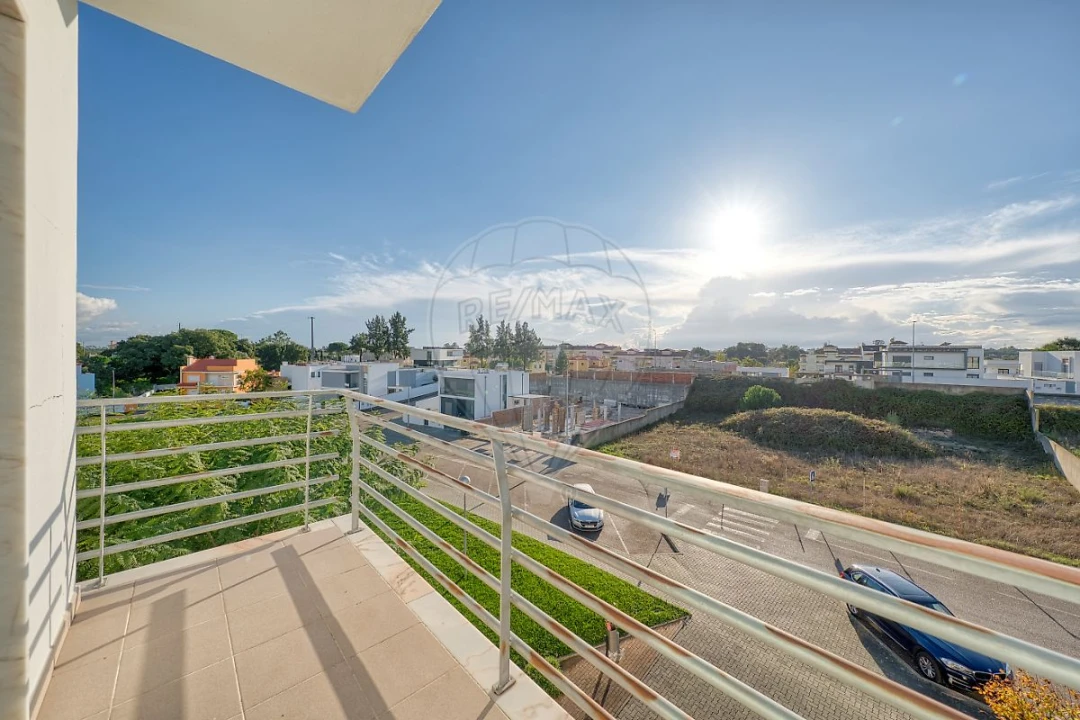 Apartamento T2 para Venda em Cartaxo e Vale da Pinta Foto 23