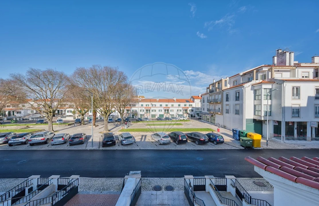 Moradia T3 para Venda em Almeirim Foto 49