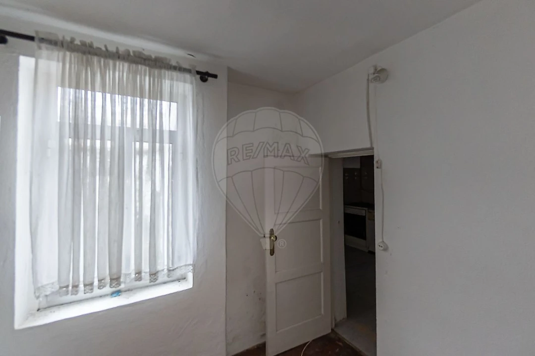 Moradia T2 para Venda em Gulpilhares e Valadares Foto 11