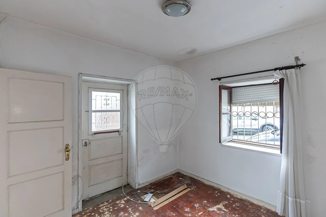 Moradia T2 para Venda em Gulpilhares e Valadares Foto 9