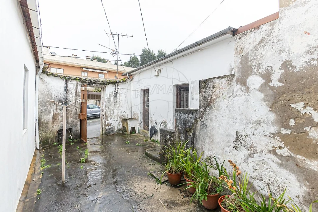 Moradia T2 para Venda em Gulpilhares e Valadares Foto 32