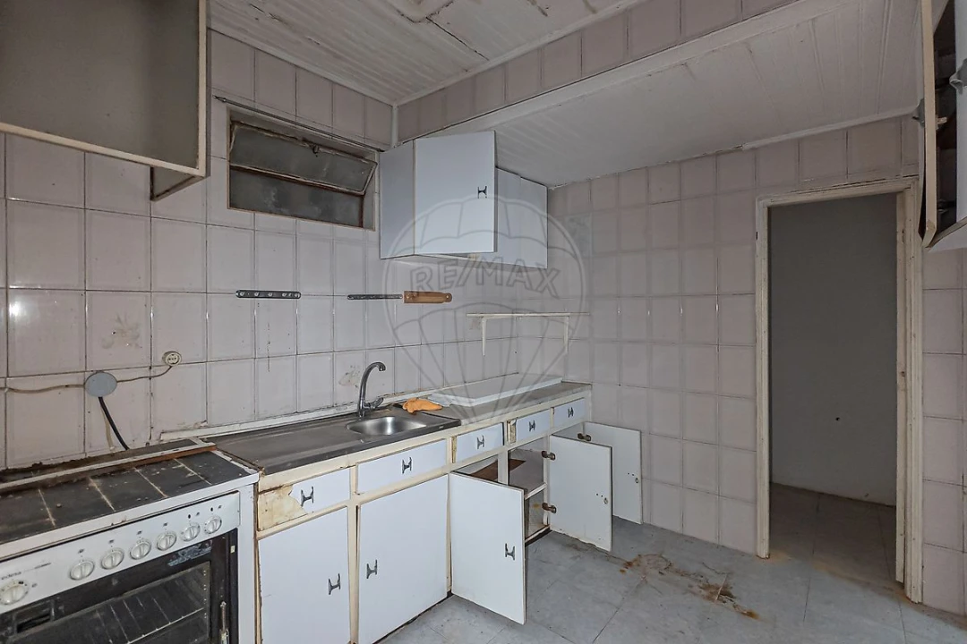 Moradia T2 para Venda em Gulpilhares e Valadares Foto 13