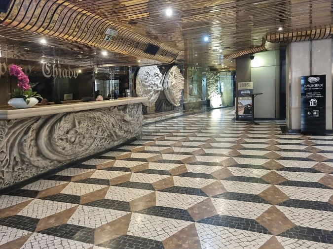 Loja para Arrendamento em Santa Maria Maior Foto 6