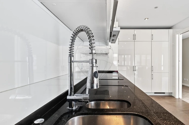 Apartamento T2 para Arrendamento em Odivelas Foto 5