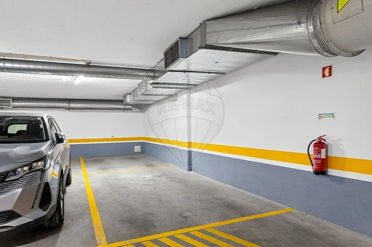 Apartamento T2 para Arrendamento em Odivelas Foto 31