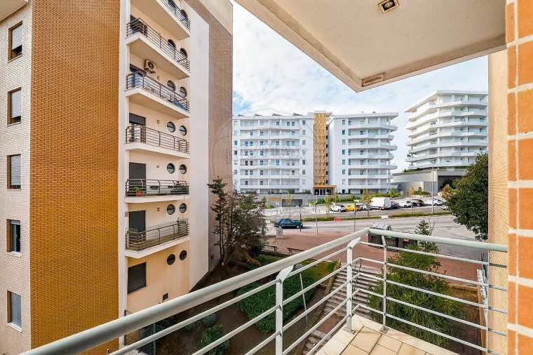 Apartamento T2 para Arrendamento em Odivelas Foto 27