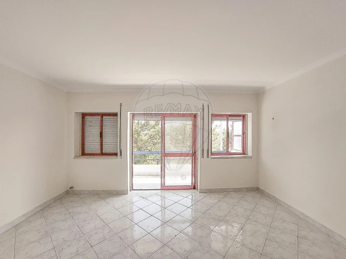 Apartamento T1 para Venda em São João das Lampas e Terrugem Foto 5